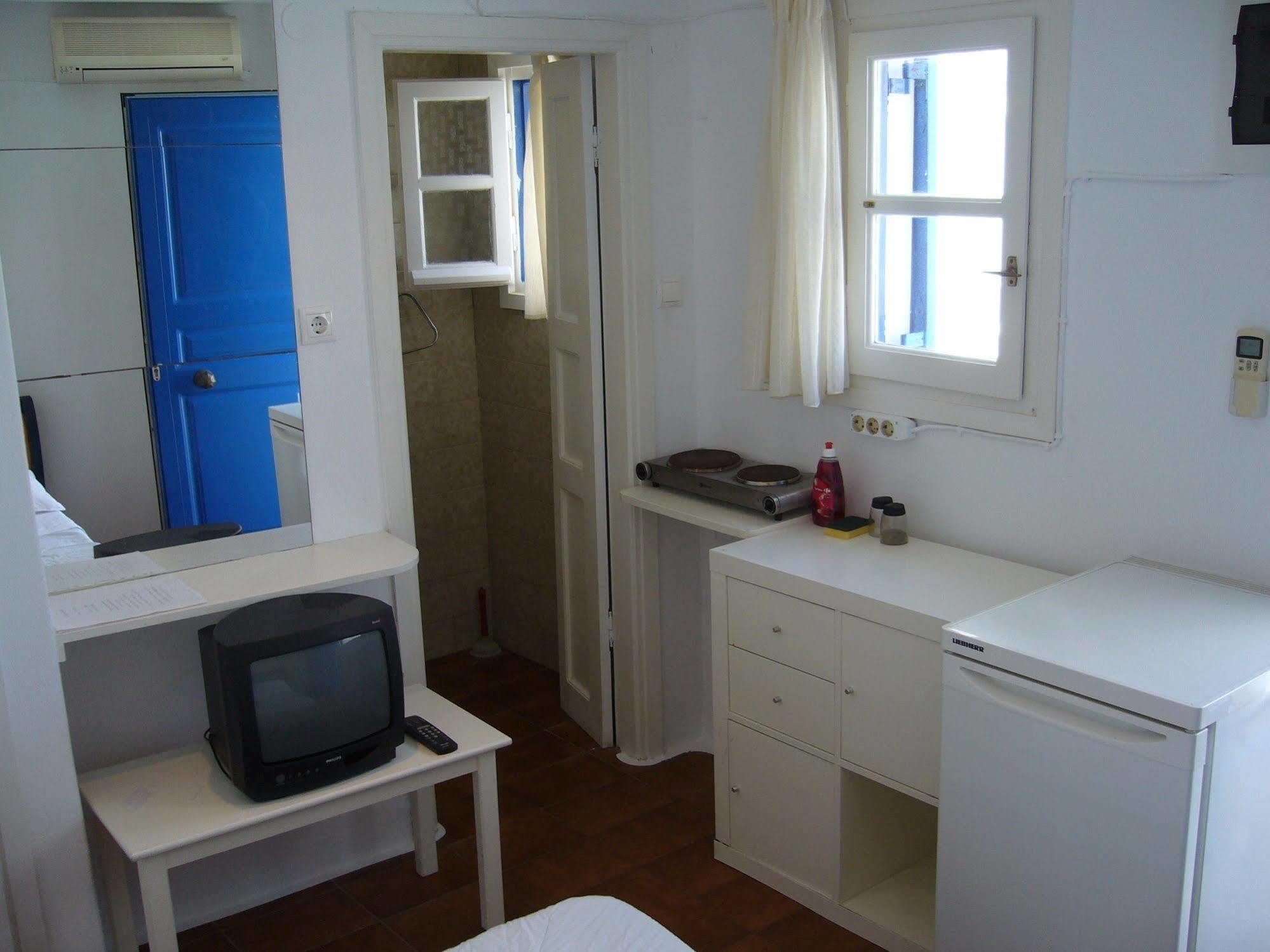 Ledra Hotel Mykonos Town Bagian luar foto