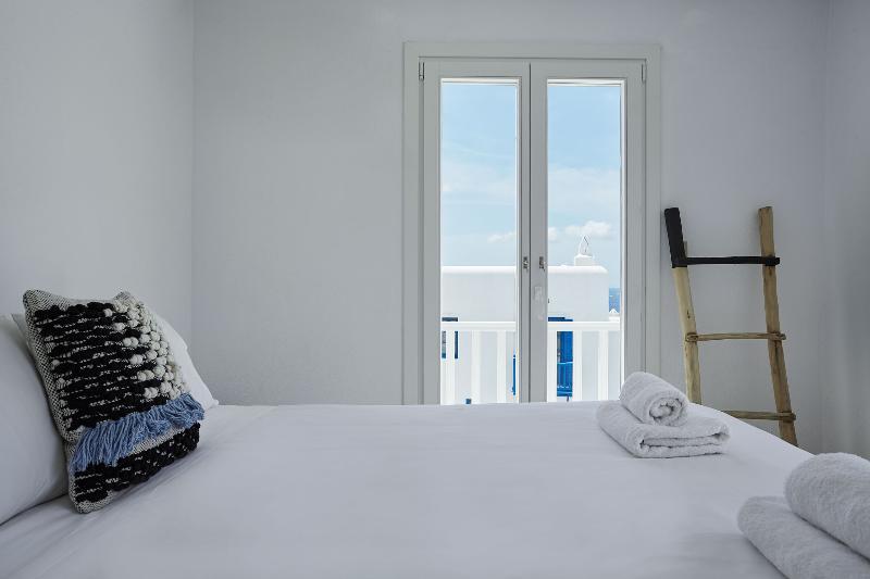 Ledra Hotel Mykonos Town Bagian luar foto